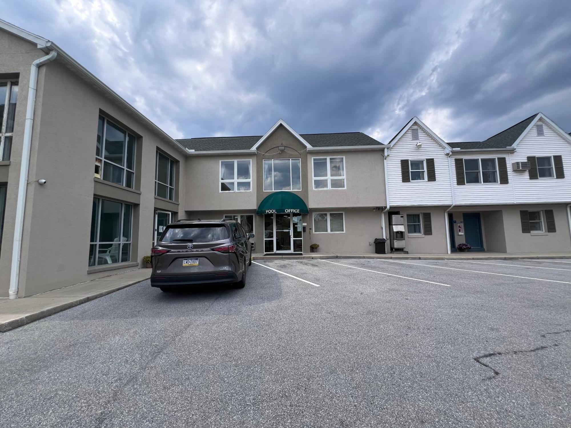 Rodeway Inn & Suites Hershey Exterior foto